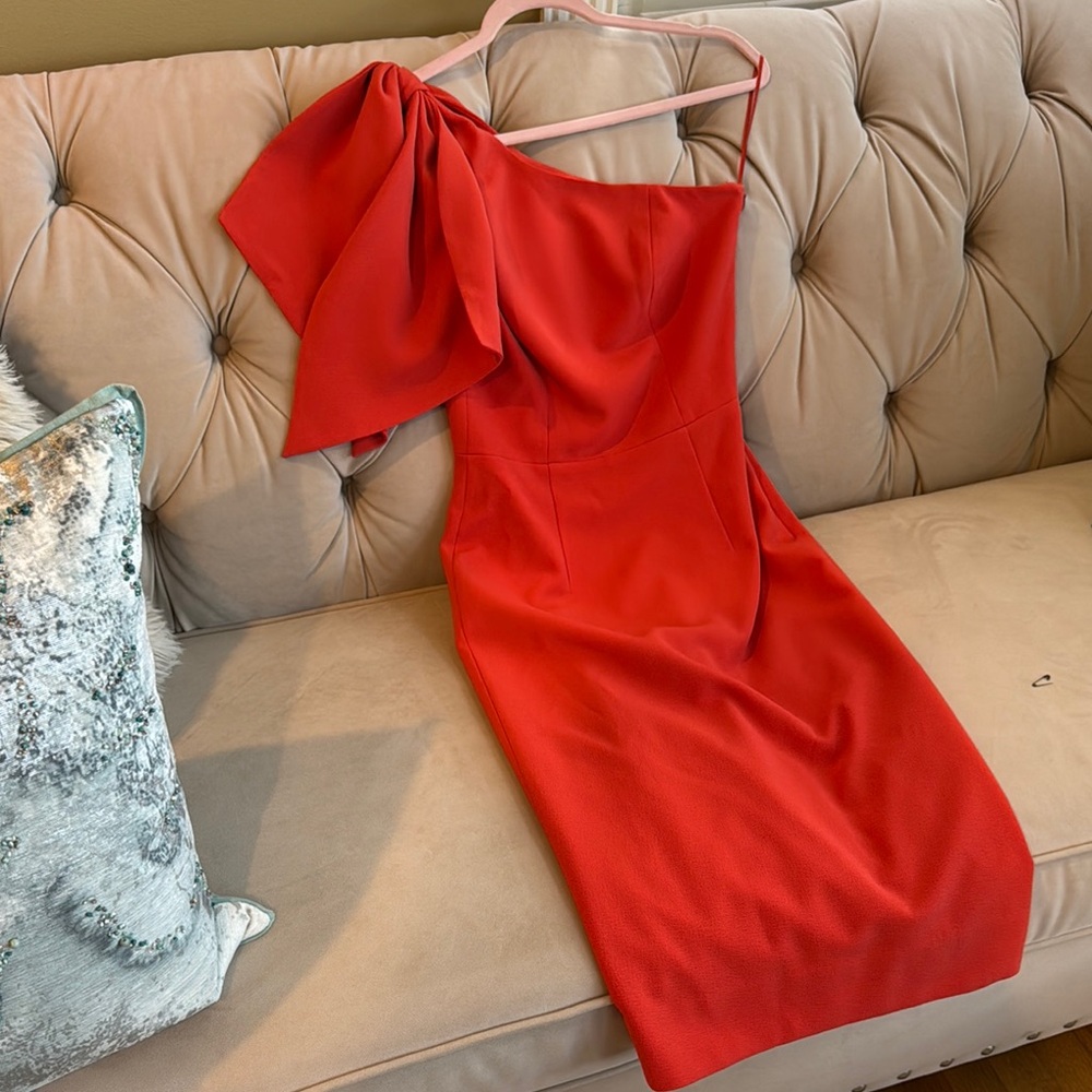 Elegant Red One-Shoulder Dress